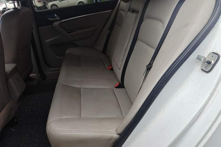 Used Geely Auto Emgrand 2014 Sedan 1.5L Manual Elite Model Left Rear Seat