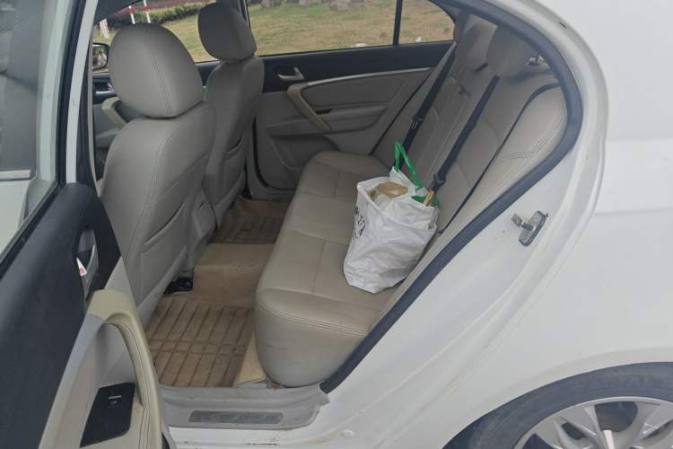 Used Geely Auto Emgrand 2014 Sedan 1.5L Manual Elite Model Left Rear Seat