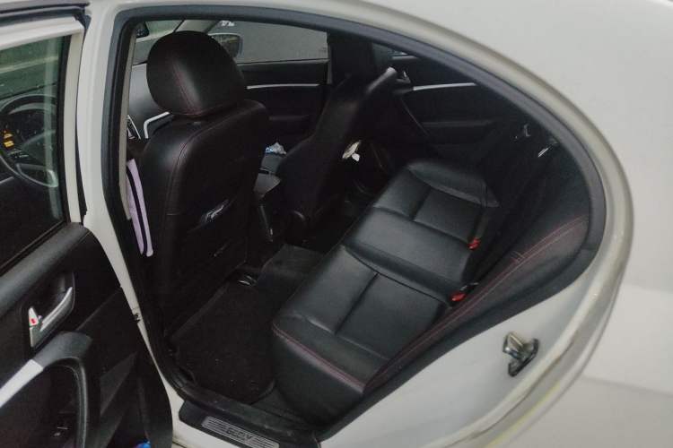 Used Geely Auto Emgrand 2014 Sedan 1.5L Manual Elite Model Left Rear Seat
