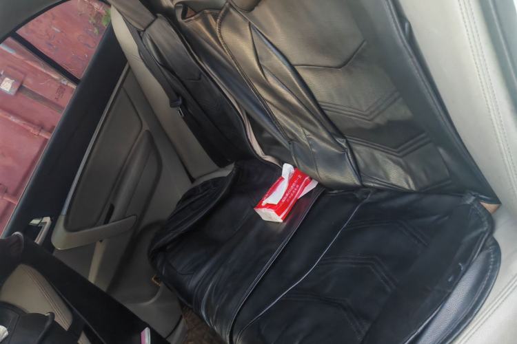 Used Geely Auto Emgrand 2014 Sedan 1.5L Manual Elite Model Left Rear Seat