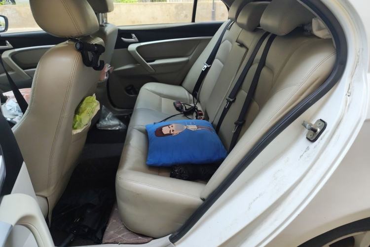 Used Geely Auto Emgrand 2014 Sedan 1.5L Manual Elite Model Left Rear Seat