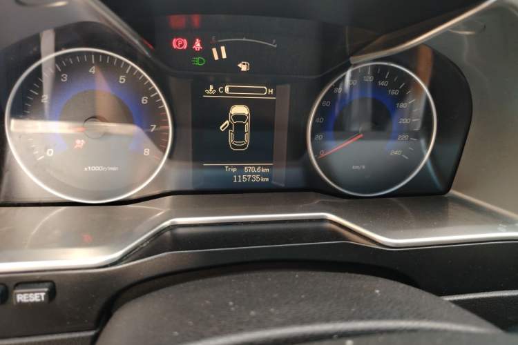 Used Geely Auto Emgrand 2014 Hatchback 1.5L Manual Elite Model Odometer Close Up