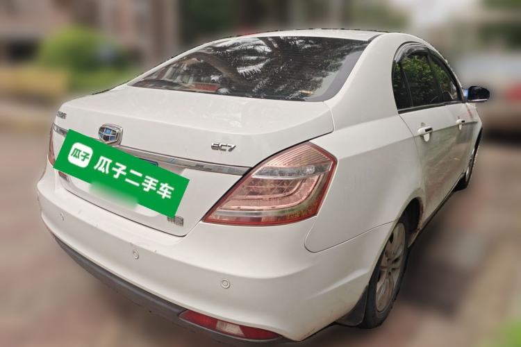Used Geely Auto Emgrand 2014 Sedan 1.3T CVT Prestige Model Rear Right 45 Deg