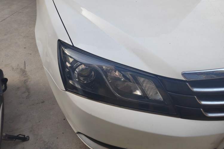 Used Geely Auto Emgrand 2014 Sedan 1.5L Manual Elite Model Right Front Headlight