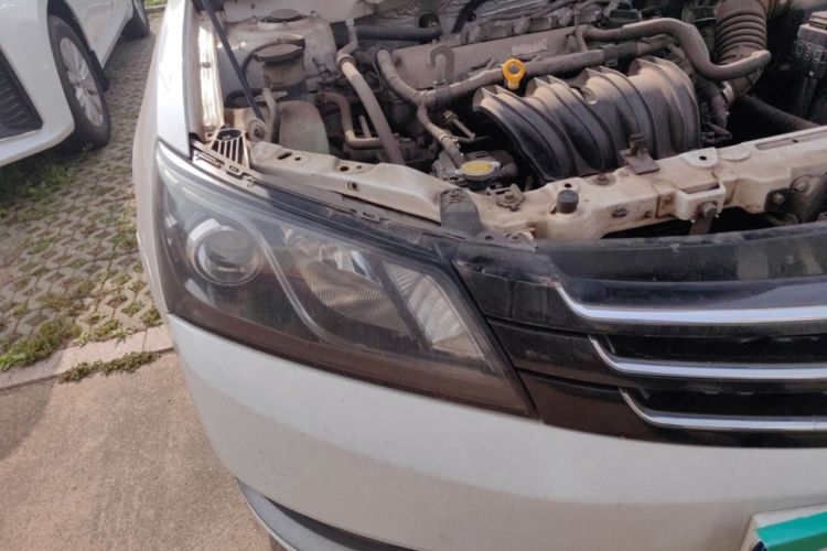 Used Geely Auto Emgrand 2014 Sedan 1.5L Manual Fashion Edition Right Front Headlight