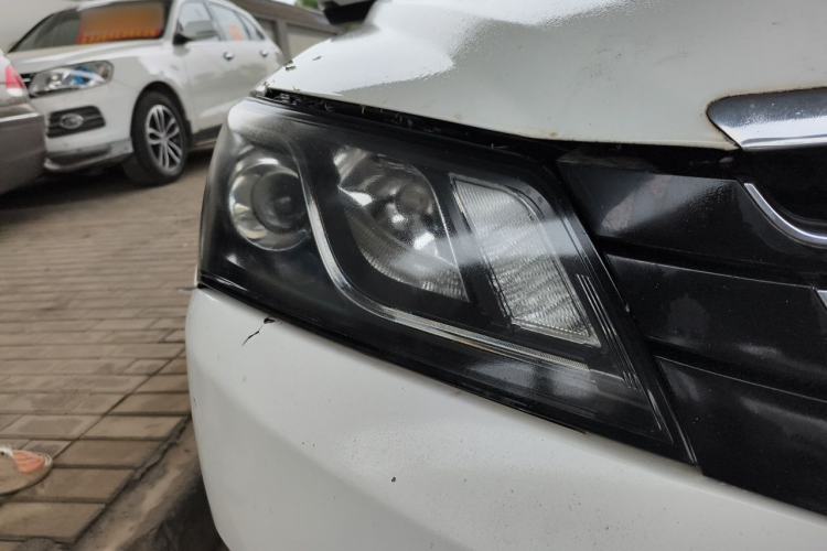 Used Geely Auto Emgrand 2014 Sedan 1.5L Manual Fashion Edition Right Front Headlight