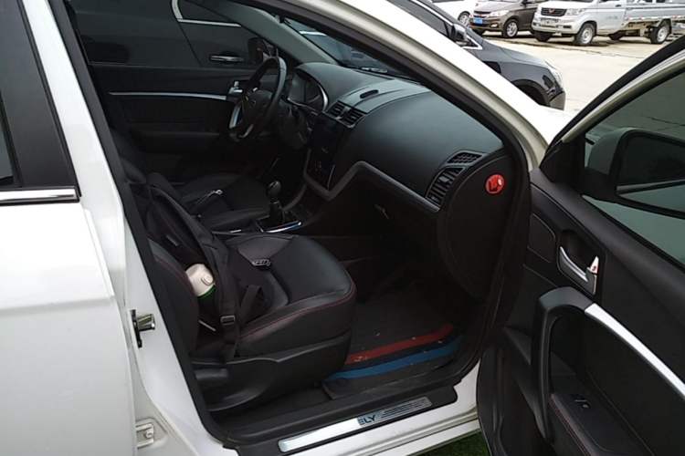 Used Geely Auto Emgrand 2014 Hatchback 1.5L Manual Elite Model Right Front Seat