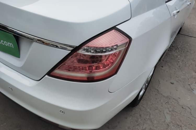 Used Geely Auto Emgrand 2014 Sedan 1.5L CVT Elite Model Right Rear Taillight