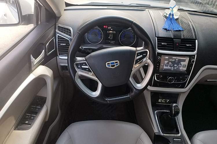 Used Geely Auto Emgrand 2014 Sedan 1.5L Manual Elite Model Steering Wheel