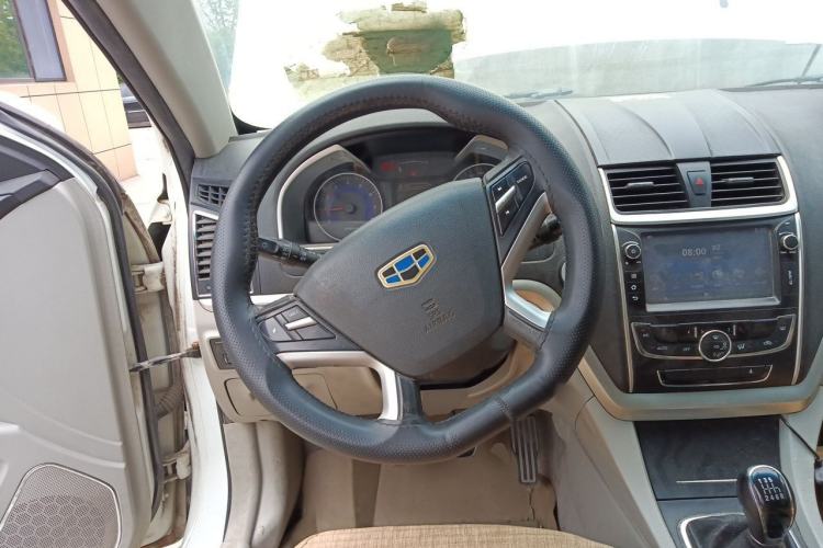 Used Geely Auto Emgrand 2014 Sedan 1.3T Manual Elite Model Steering Wheel