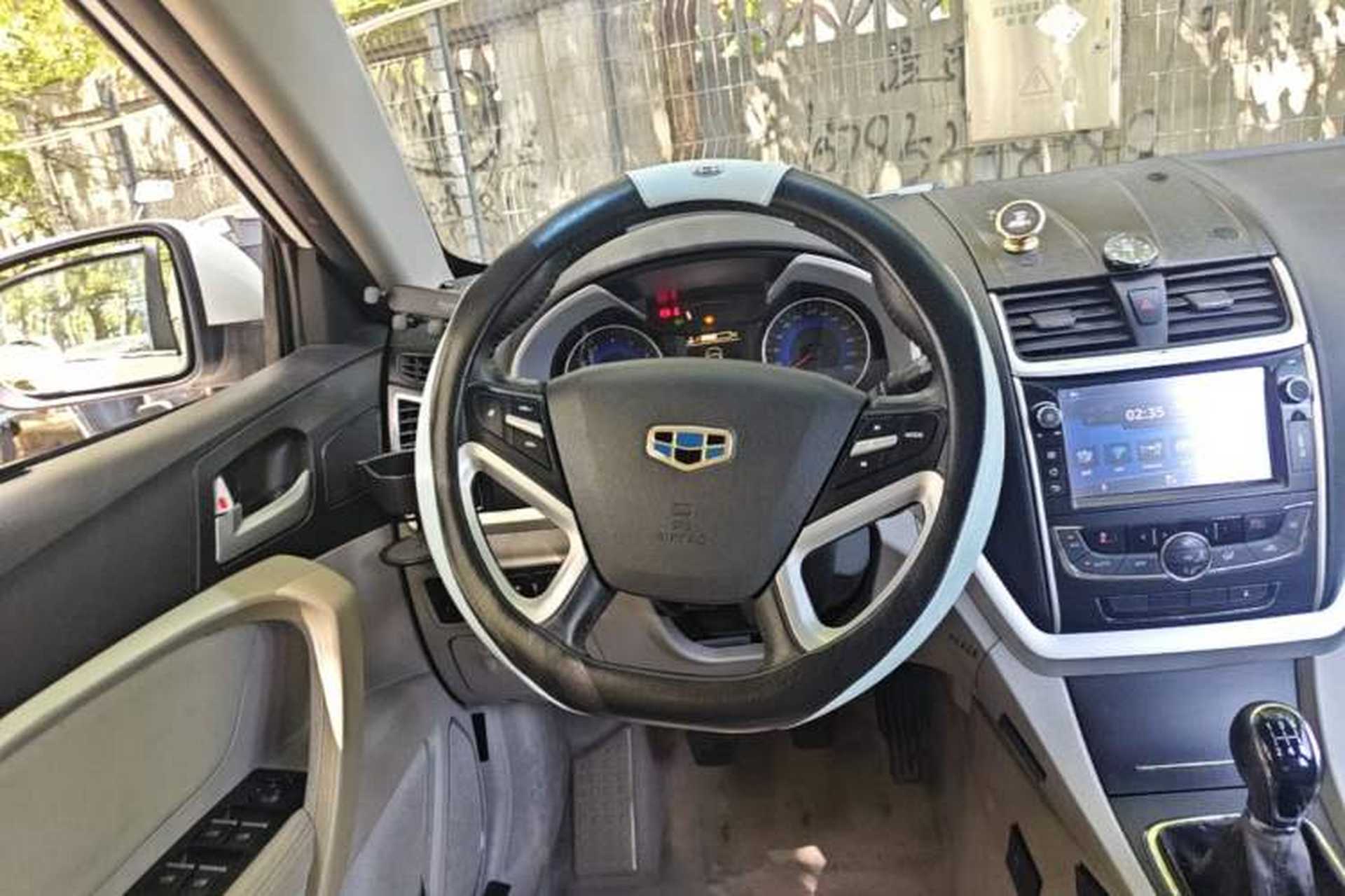 Used Geely Auto Emgrand 2014 Sedan 1.5L Manual Elite Model Steering Wheel