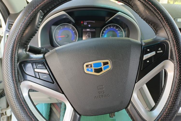 Used Geely Auto Emgrand 2014 Hatchback 1.5L Manual Fashion Edition Steering Wheel