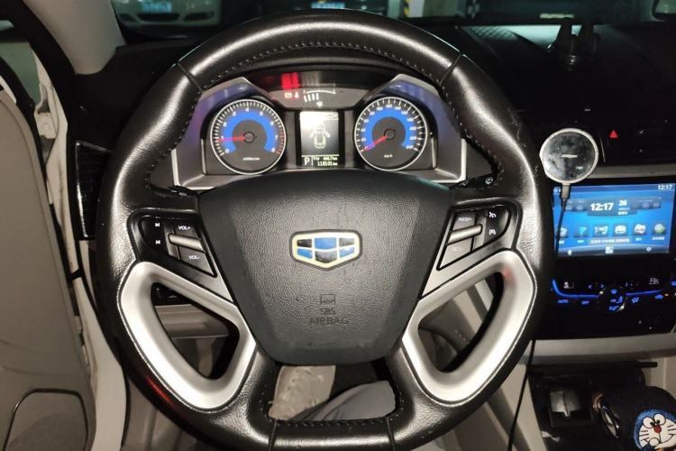 Used Geely Auto Emgrand 2014 Sedan 1.3T CVT Elite Model Steering Wheel