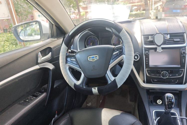 Used Geely Auto Emgrand 2014 Sedan 1.5L Manual Elite Model Steering Wheel