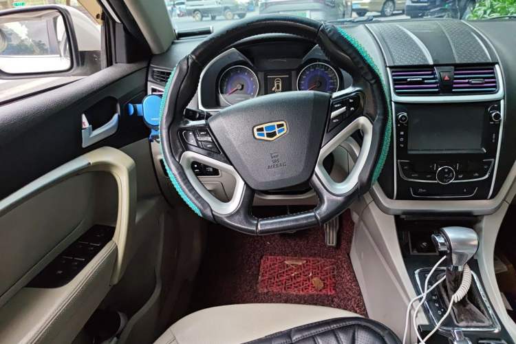 Used Geely Auto Emgrand 2014 Sedan 1.3T CVT Prestige Model Steering Wheel