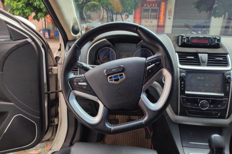 Used Geely Auto Emgrand 2014 Hatchback 1.5L Manual Elite Model Steering Wheel