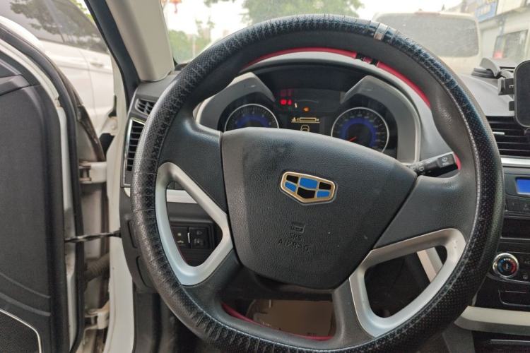 Used Geely Auto Emgrand 2014 Hatchback 1.5L Manual Fashion Edition Steering Wheel