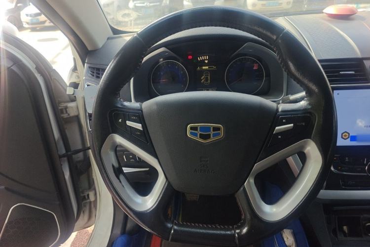 Used Geely Auto Emgrand 2014 Sedan 1.3T Manual Elite Model Steering Wheel