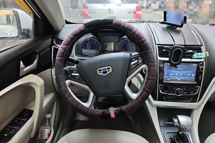 Used Geely Auto Emgrand 2014 Sedan 1.3T CVT Prestige Model Steering Wheel