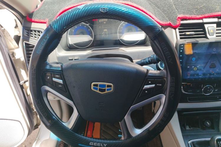 Used Geely Auto Emgrand 2014 Sedan 1.3T Manual Luxury Model Steering Wheel