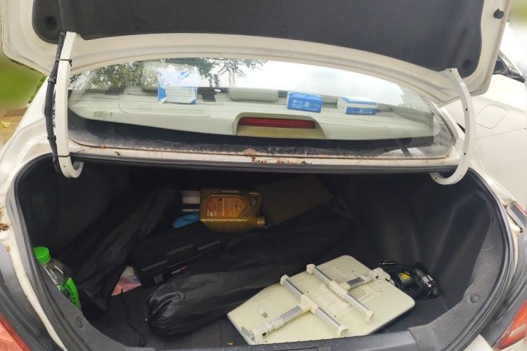 Used Geely Auto Emgrand 2014 Sedan 1.5L CVT Elite Model Trunk