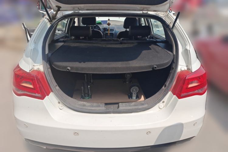 Used Geely Auto Emgrand 2014 Hatchback 1.5L Manual Elite Model Trunk