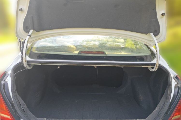 Used Geely Auto Emgrand 2014 Sedan 1.3T Manual Elite Model Trunk