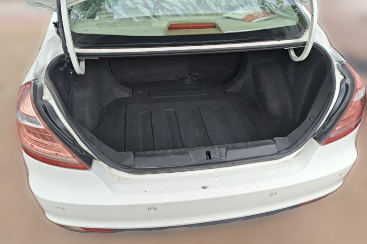 Used Geely Auto Emgrand 2014 Sedan 1.5L CVT Elite Model Trunk