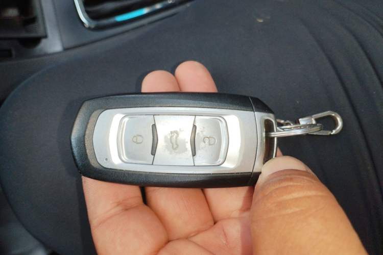Used Geely Auto Emgrand 2014 Hatchback 1.5L Manual Elite Model Vehicle Key