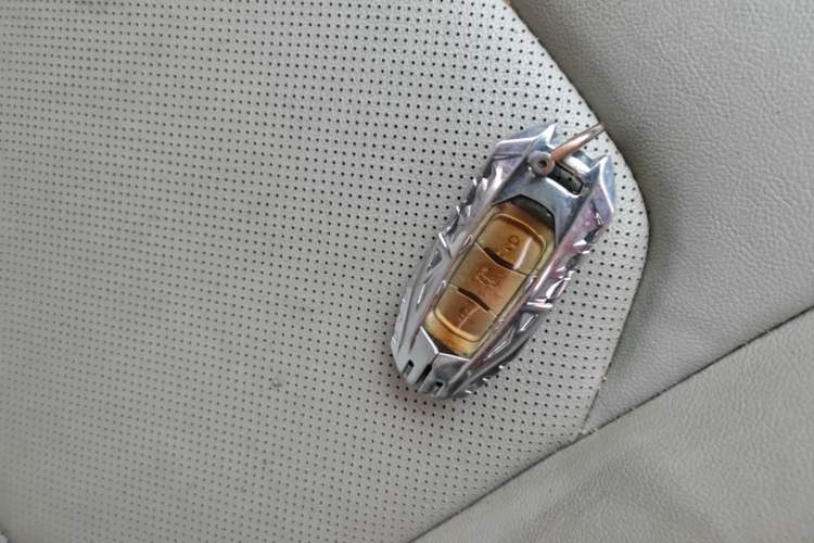 Used Geely Auto Emgrand 2014 Sedan 1.5L CVT Elite Model Vehicle Key