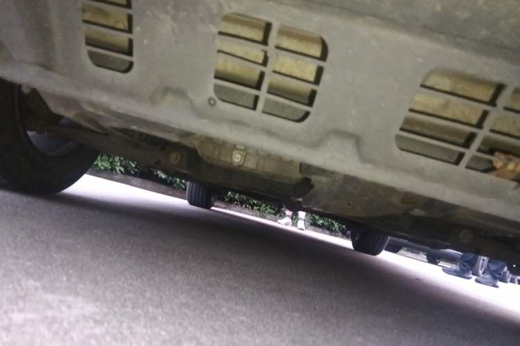 Used Geely Auto Emgrand 2014 Hatchback 1.3T CVT Elite Model Chassis Front