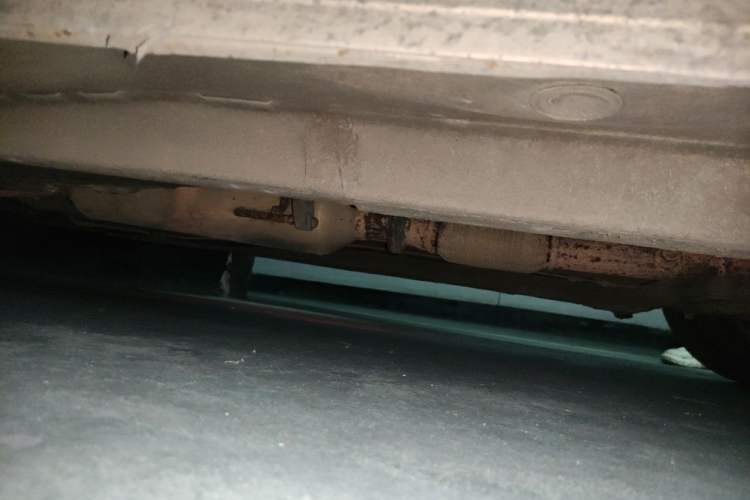 Used Geely Auto Emgrand 2014 Sedan 1.5L CVT Elite Model Chassis Front Right
