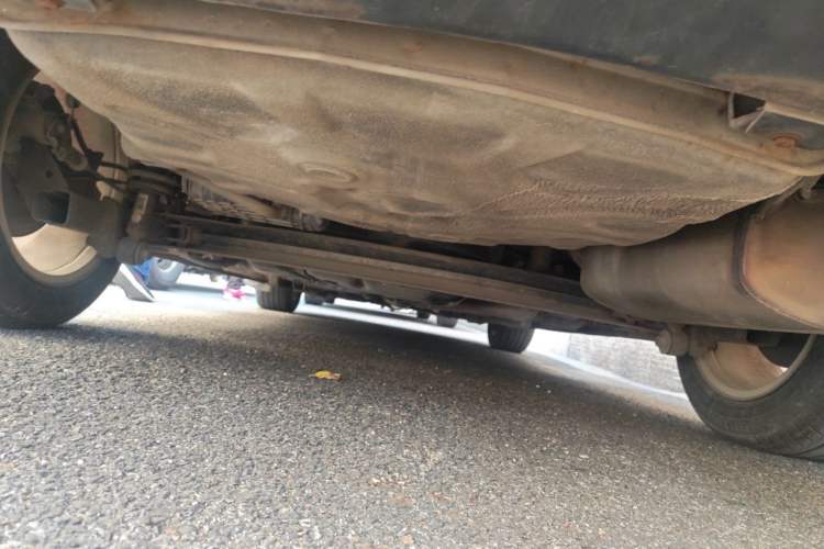 Used Geely Auto Emgrand 2014 Sedan 1.3T CVT Prestige Model Chassis Rear