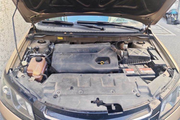 Used Geely Auto Emgrand 2014 Sedan 1.3T CVT Prestige Model Engine Bay