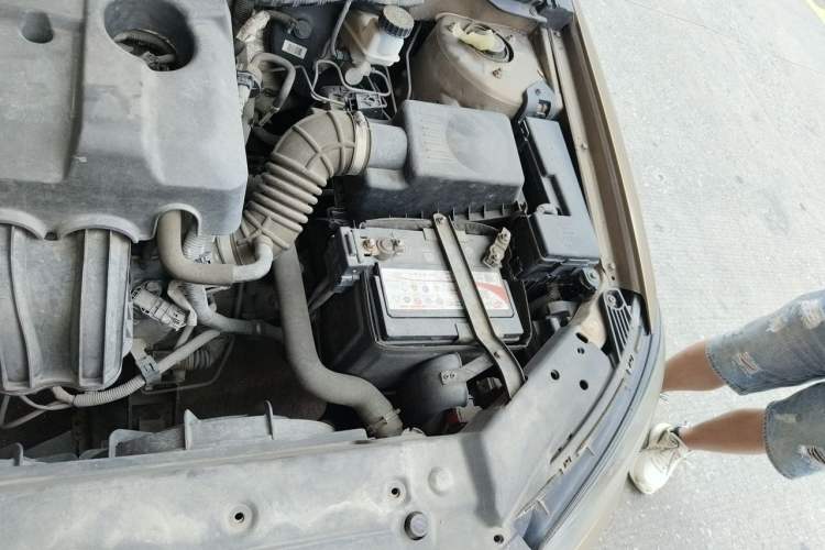 Used Geely Auto Emgrand 2014 Sedan 1.5L Manual Elite Model Engine Bay Left