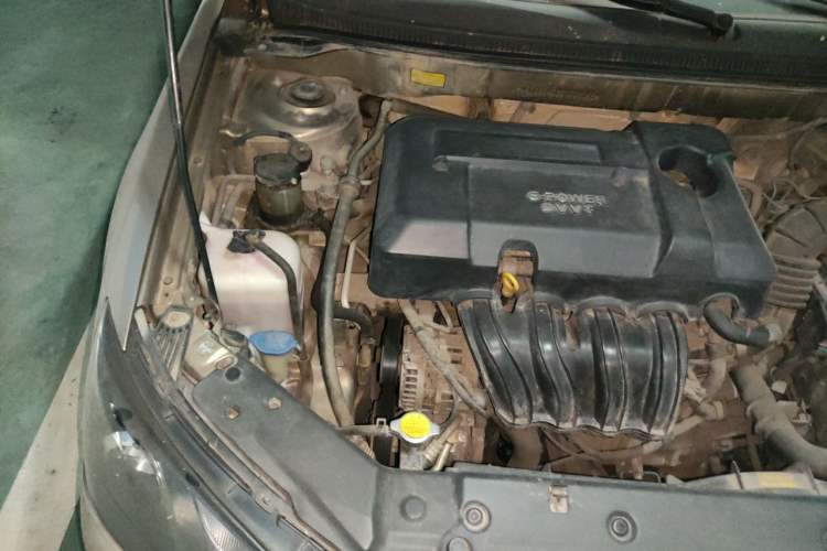 Used Geely Auto Emgrand 2014 Sedan 1.5L CVT Elite Model Engine Bay Right