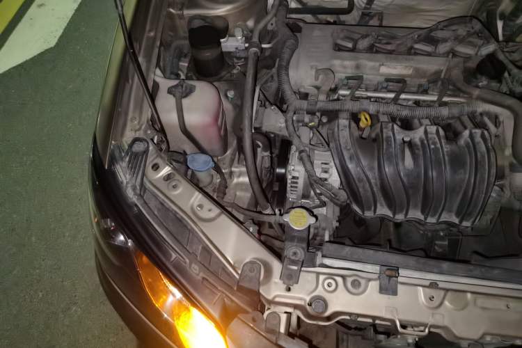 Used Geely Auto Emgrand 2014 Sedan 1.5L Manual Fashion Edition Engine Bay Right