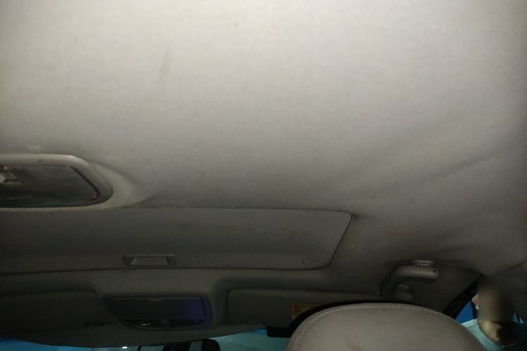 Used Geely Auto Emgrand 2014 Sedan 1.5L CVT Elite Model Headliner