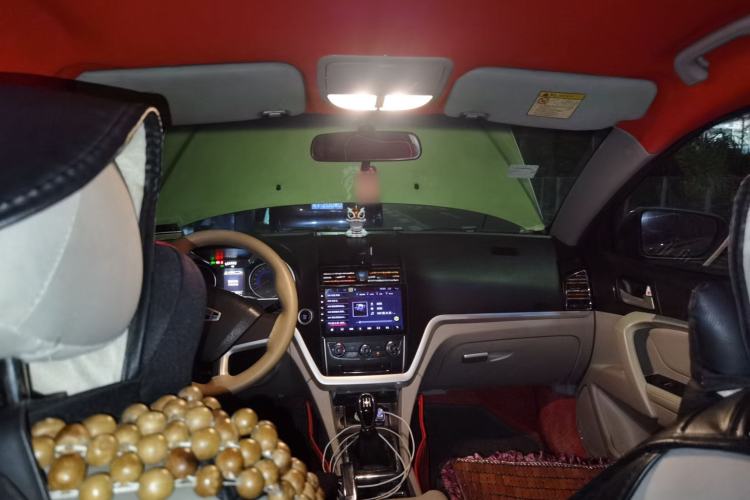 Used Geely Auto Emgrand 2014 Sedan 1.5L Manual Fashion Edition Headliner