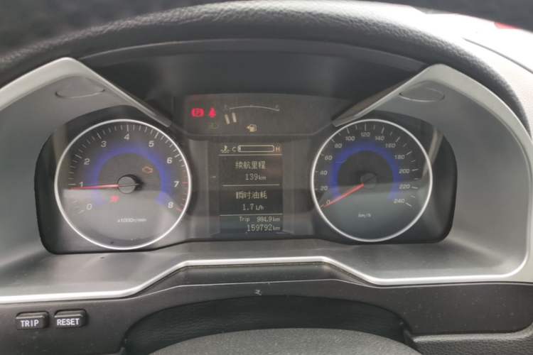 Used Geely Auto Emgrand 2014 Sedan 1.3T Manual Luxury Model Instrument Cluster