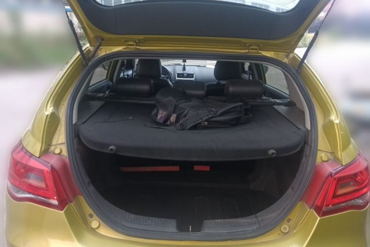 Used Geely Auto Emgrand 2014 Hatchback 1.3T CVT Elite Model Trunk