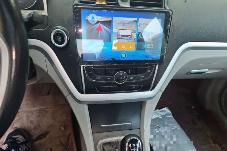 Used Geely Auto Emgrand 2015 Sedan 1.5L Manual - Top Trim Level Audio And AC Panel