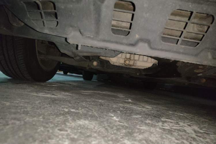 Used Geely Auto Emgrand 2015 Sedan 1.3T CVT Upward Edition Chassis Front