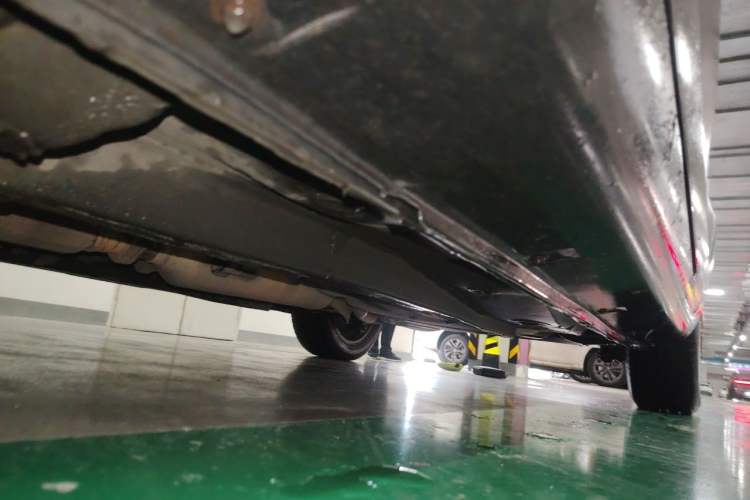 Used Geely Auto Emgrand 2015 Sedan 1.5L Manual - Top Trim Level Chassis Front Left