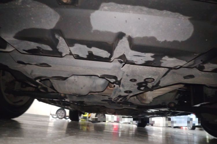 Used Geely Auto Emgrand 2015 Sedan 1.5L Manual - Top Trim Level Chassis Front