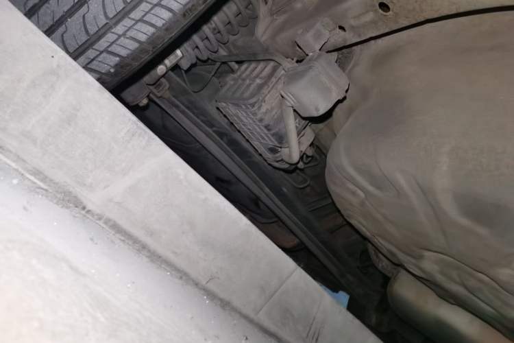 Used Geely Auto Emgrand 2015 Sedan 1.5L Manual - Top Trim Level Chassis Rear Left