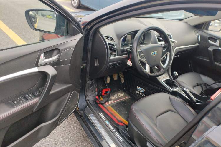 Used Geely Auto Emgrand 2015 Sedan 1.3T Manual Upward Edition Driver Seat