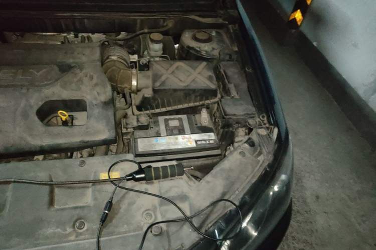 Used Geely Auto Emgrand 2015 Sedan 1.3T CVT Upward Edition Engine Bay Left