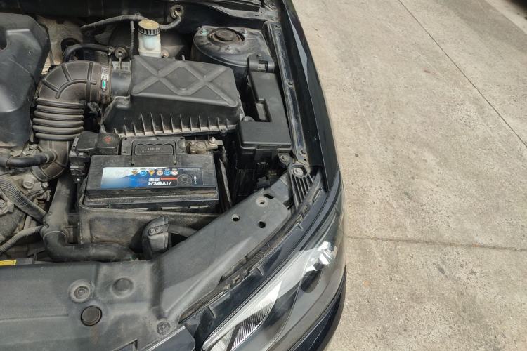 Used Geely Auto Emgrand 2015 Sedan 1.5L CVT Upward Version Engine Bay Left