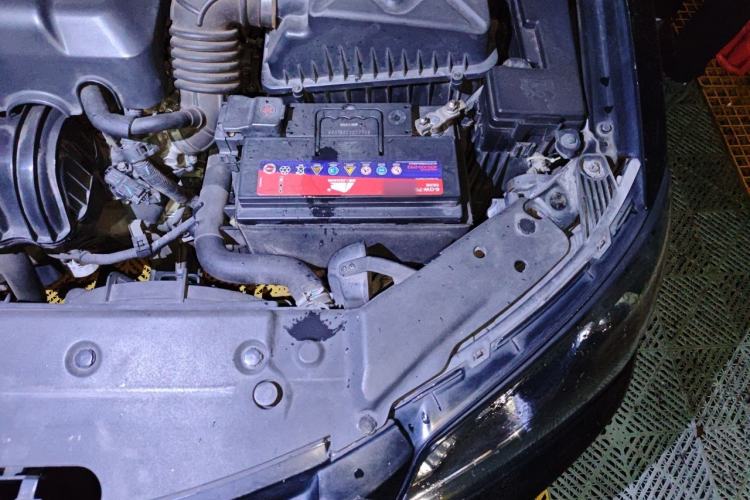 Used Geely Auto Emgrand 2015 Sedan 1.5L CVT Upward Version Engine Bay Left
